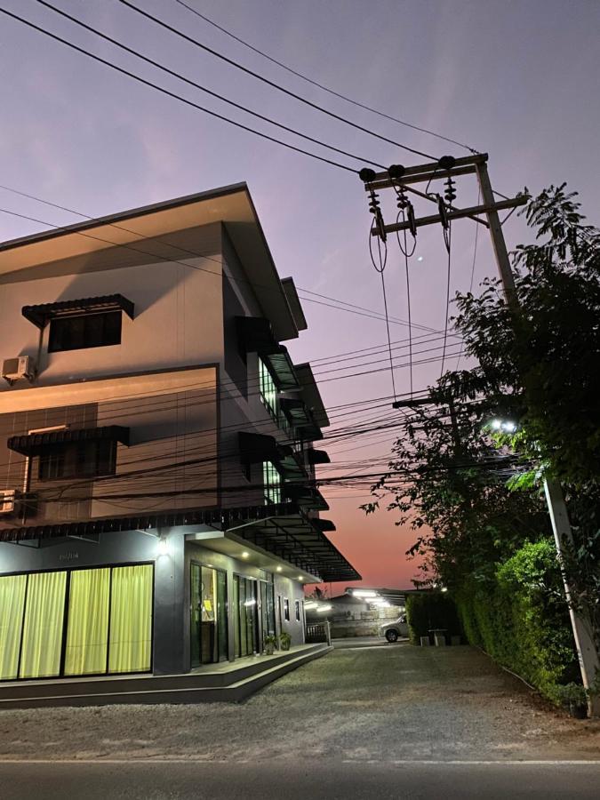 Dd Modern House Aparthotel Surat Thani Exterior foto